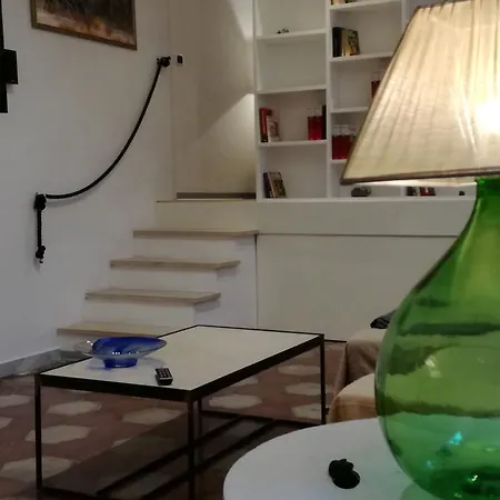 Апартаменты Caprera House Garden *